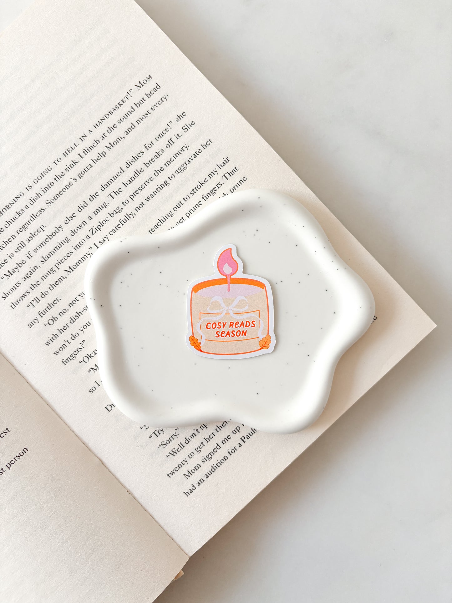 Cosy Reads Season Candle Sticker