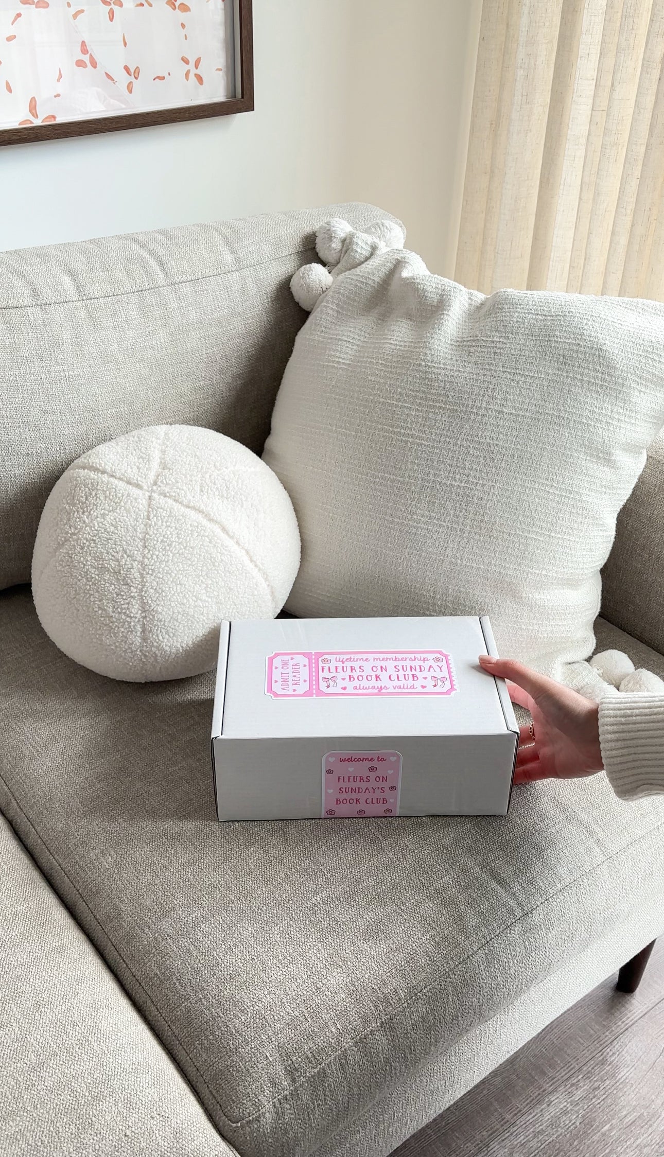 Romance Book Box | Fleurs On Sunday Book Club Box (UK)