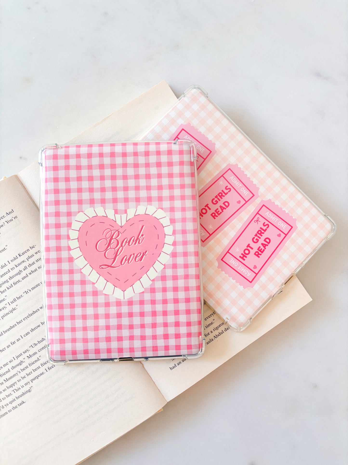 Vintage Book Lover Coquette Heart Ereader Insert