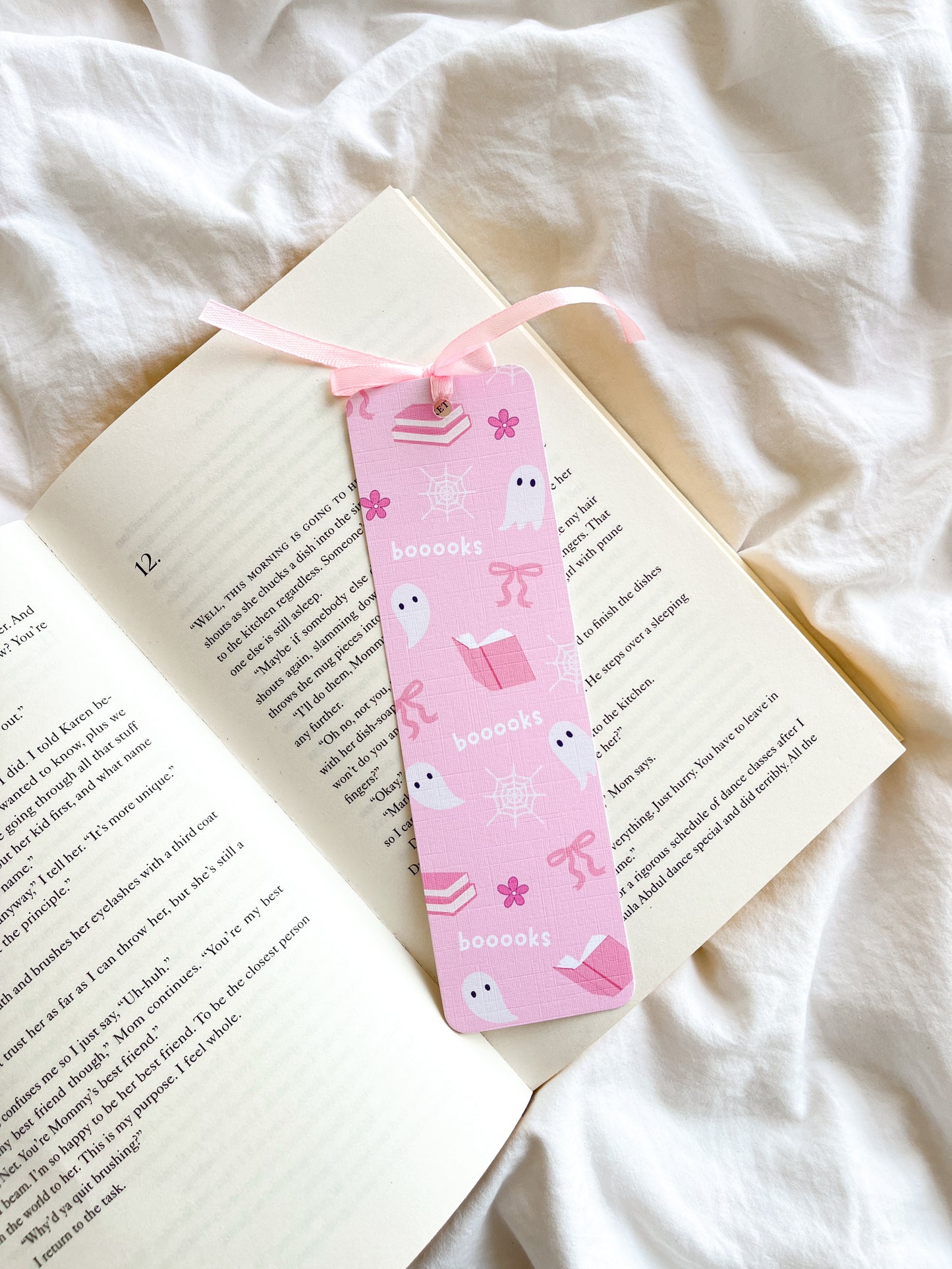 Coquette Ghost Bookmark | Cute Halloween Bookmark | Read More Books