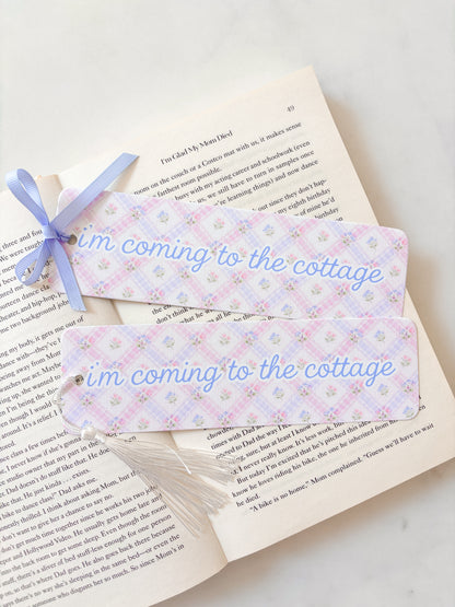 I'm Coming To The Cottage | Floral Bookmark