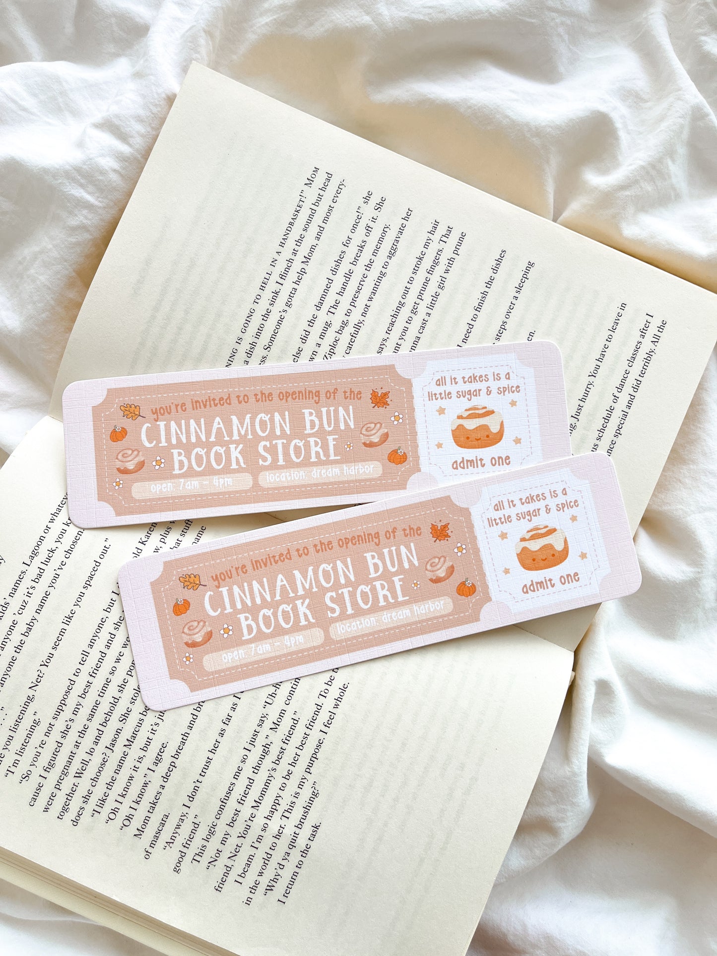 Cinnamon Bun Book Store Bookmark | Cozy Fall Bookmark