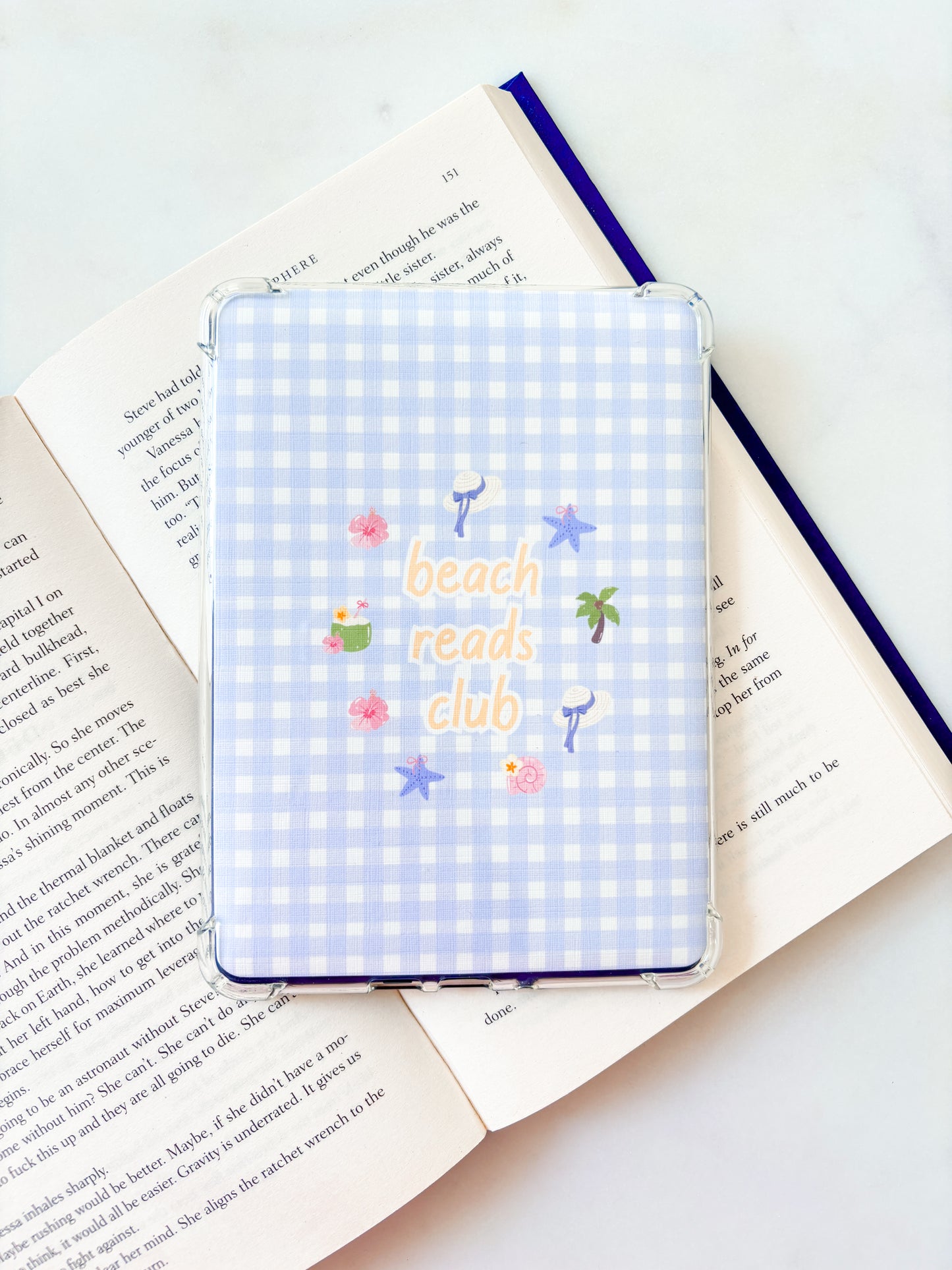 Beach Reads Club Gingham Kindle Insert | Cute E-Reader Insert