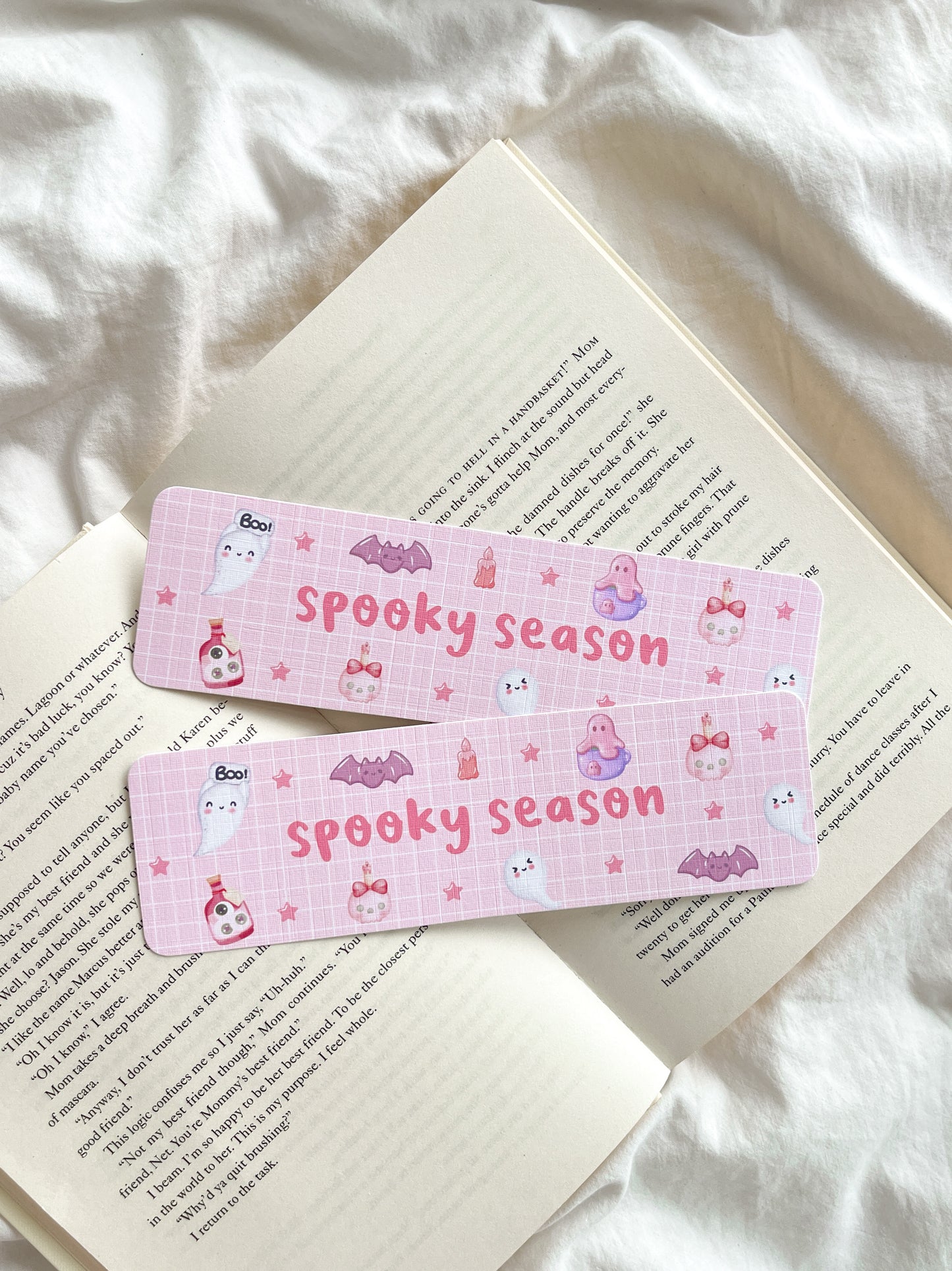 Spooky Season Bookmark | Cute Pastel Ghosts