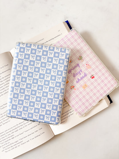 Blue Checkered Bows & Flowers Kindle Insert