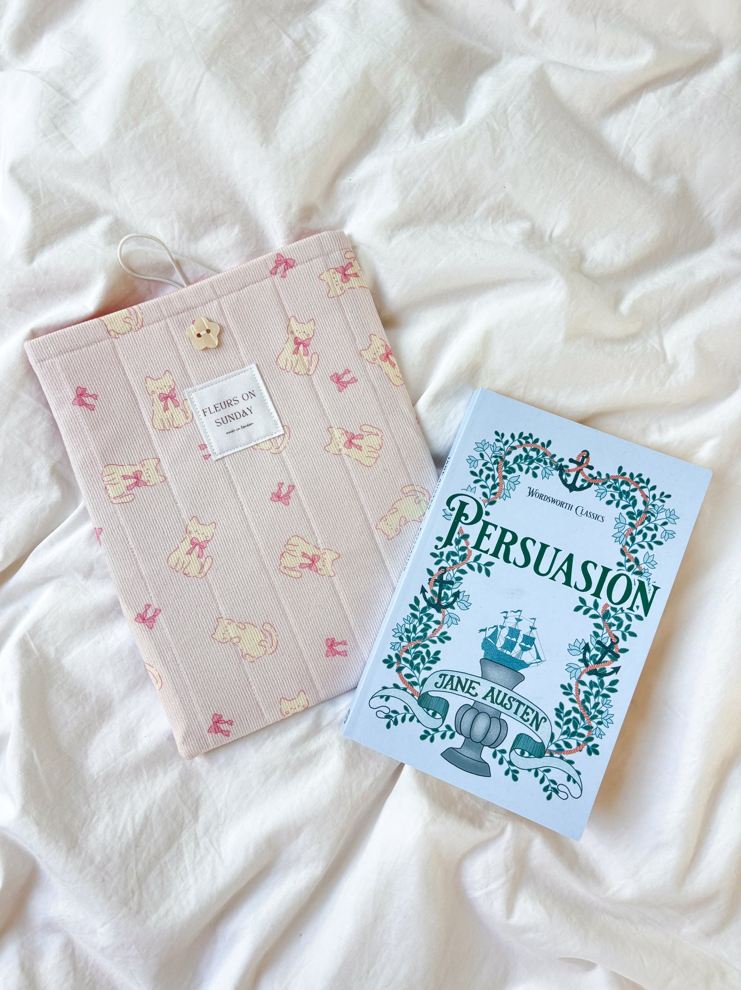 Cute Coquette Cats Book Sleeve | Cute Book Sleeve