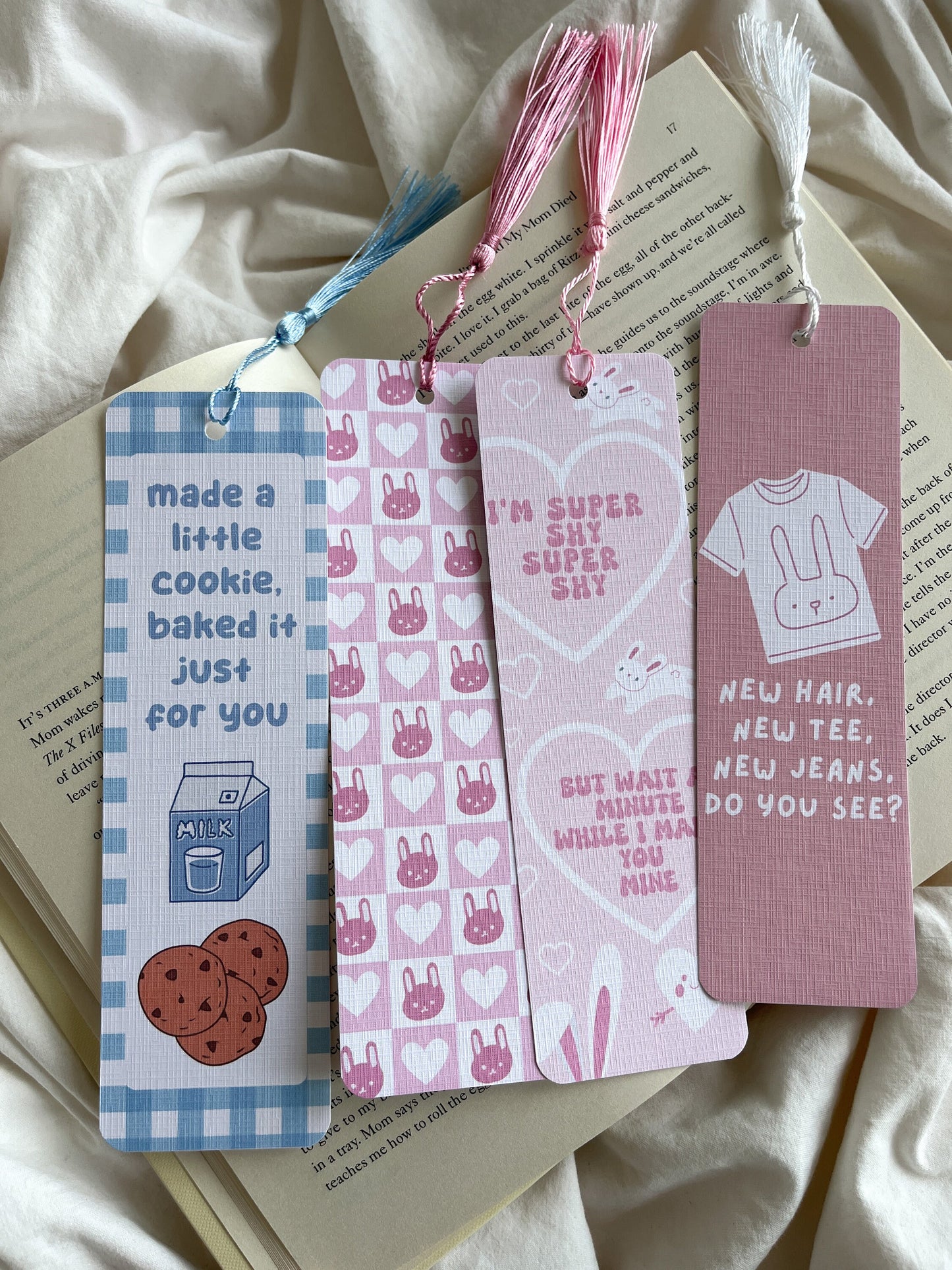 New Tee New Jeans Bookmark | Cute Bookmark | Kpop Bookmark